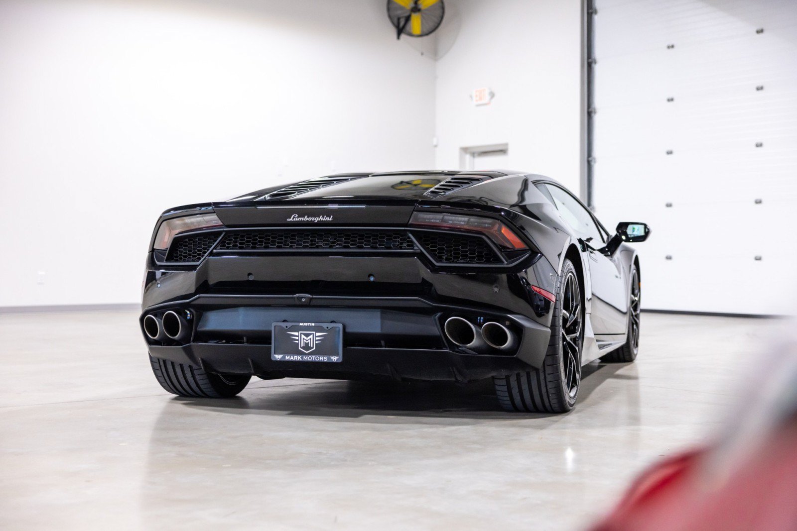 Used 2017 Lamborghini Huracan LP 580-2 RWD image 4