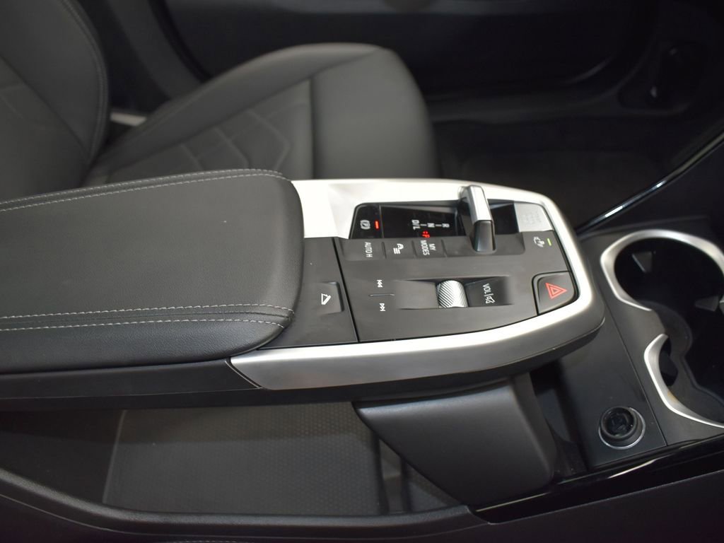 Used 2025 BMW X2 xDrive28i image 27