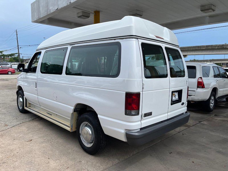 Used 2004 Ford E-350 and Econoline 350 XL image 4
