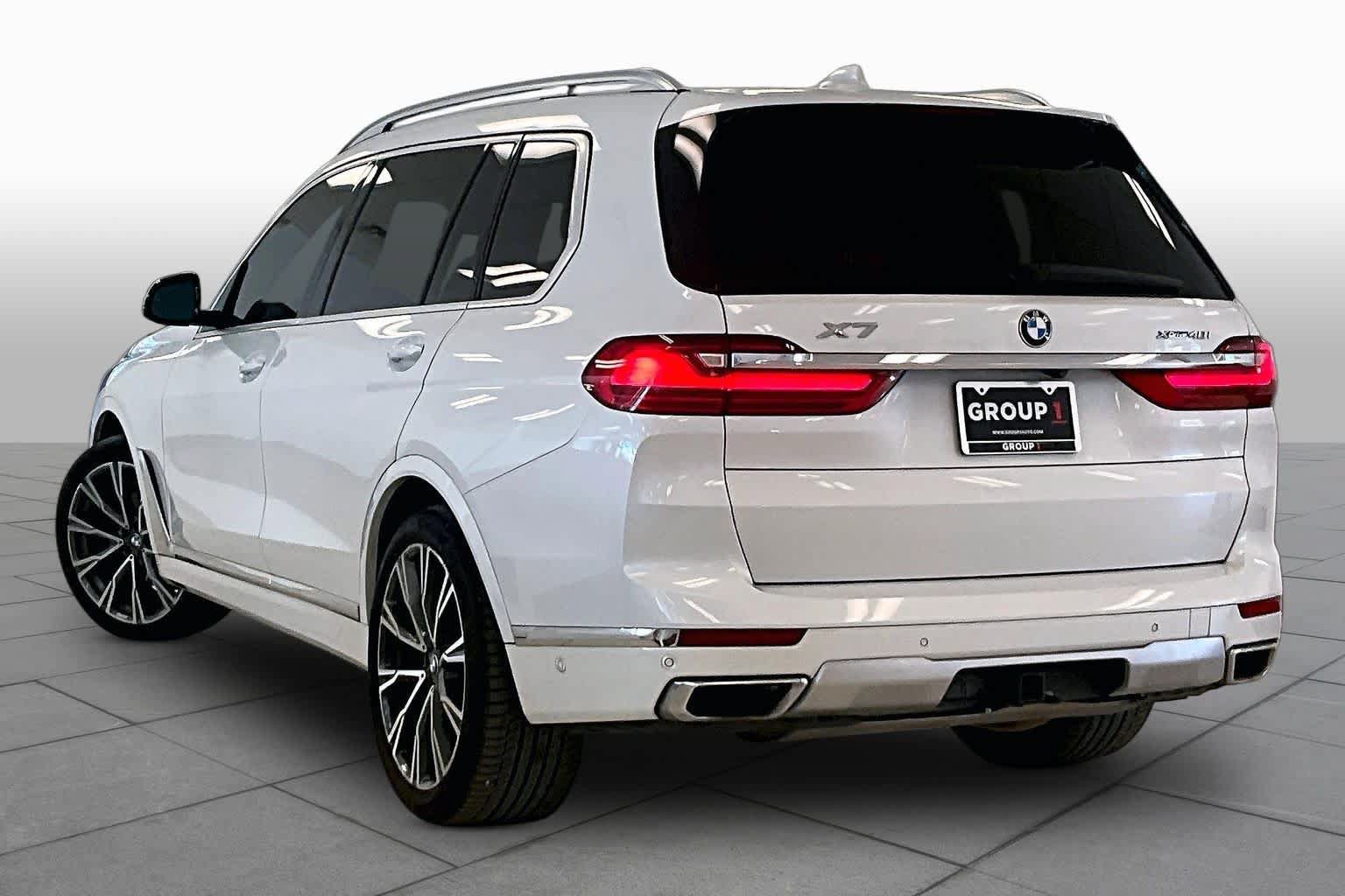 Used 2020 BMW X7 xDrive40i w/ Premium Package AWD/4WD image 11