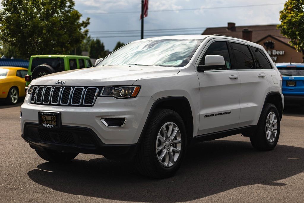 Used 2022 Jeep Grand Cherokee Laredo X image 5
