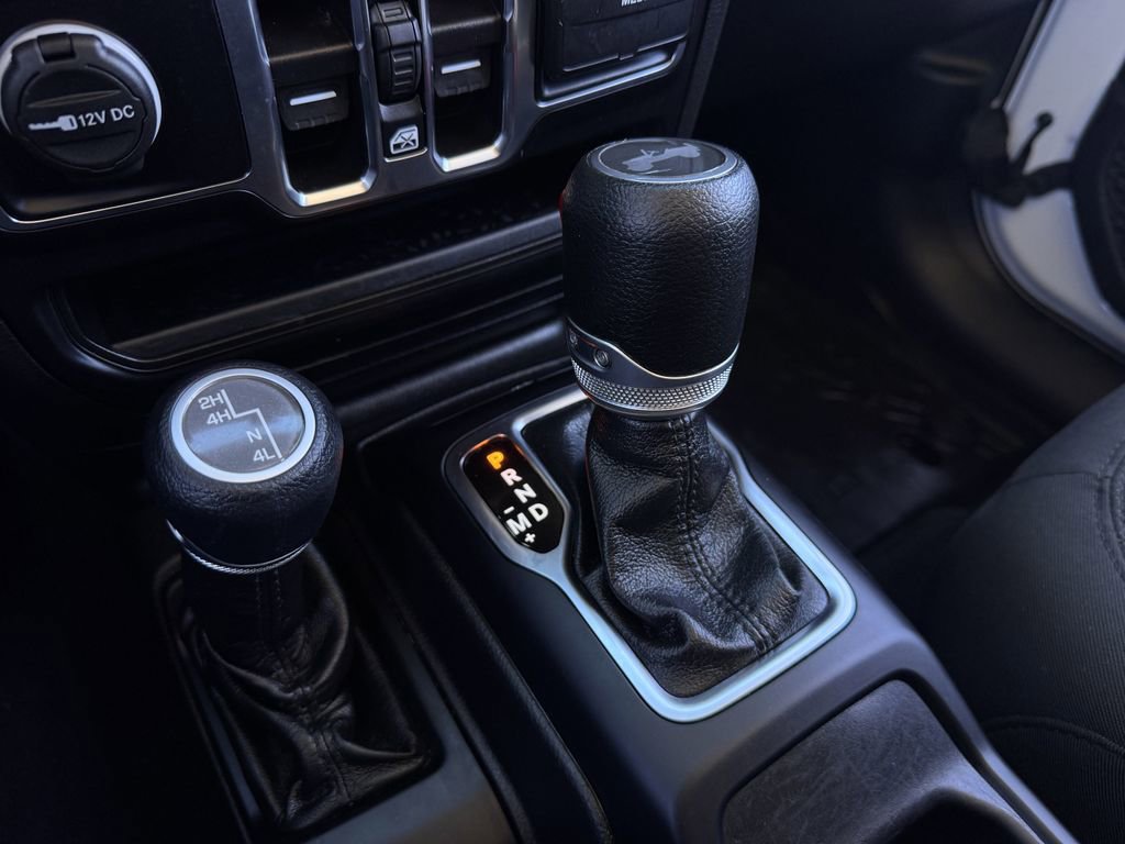 Used 2022 Jeep Wrangler Unlimited Sport image 20