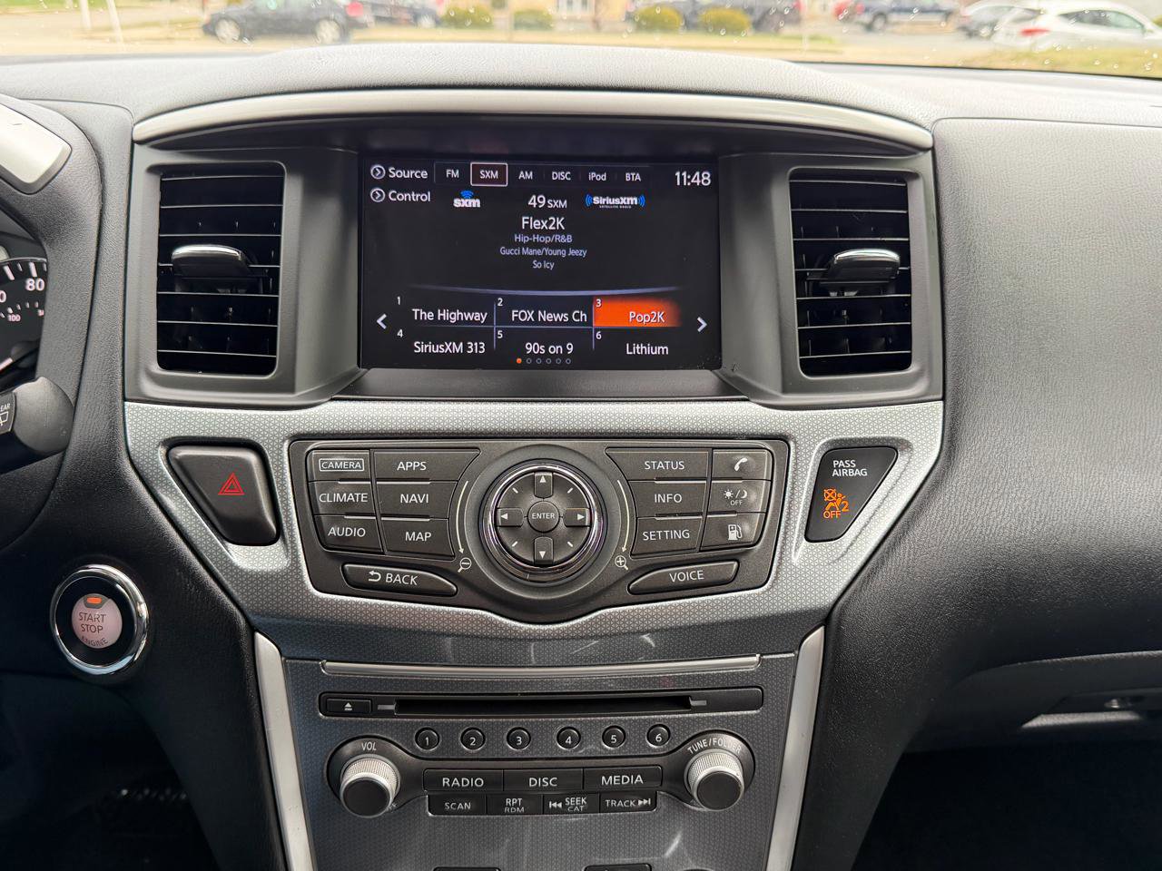 Used 2018 Nissan Pathfinder SL w/ Midnight Edition Package image 13