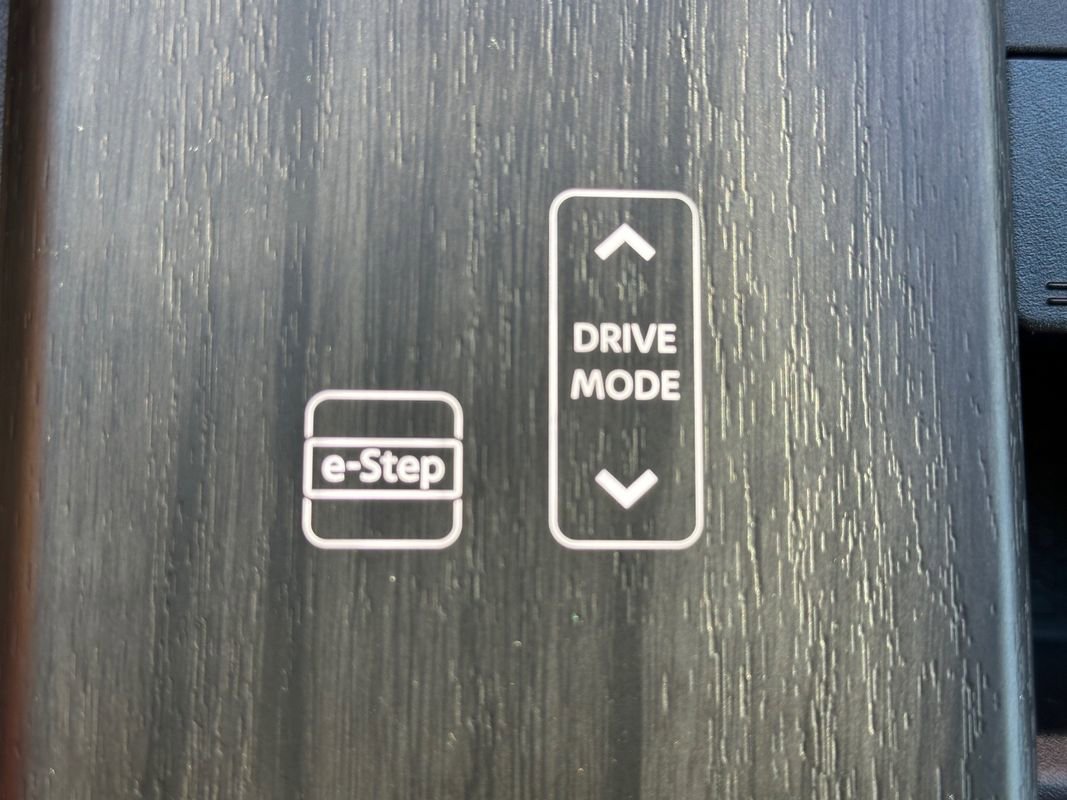 Used 2023 Nissan Ariya Engage image 40