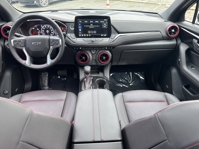 Used 2025 Chevrolet Blazer RS w/ Driver Confidence II Package image 21