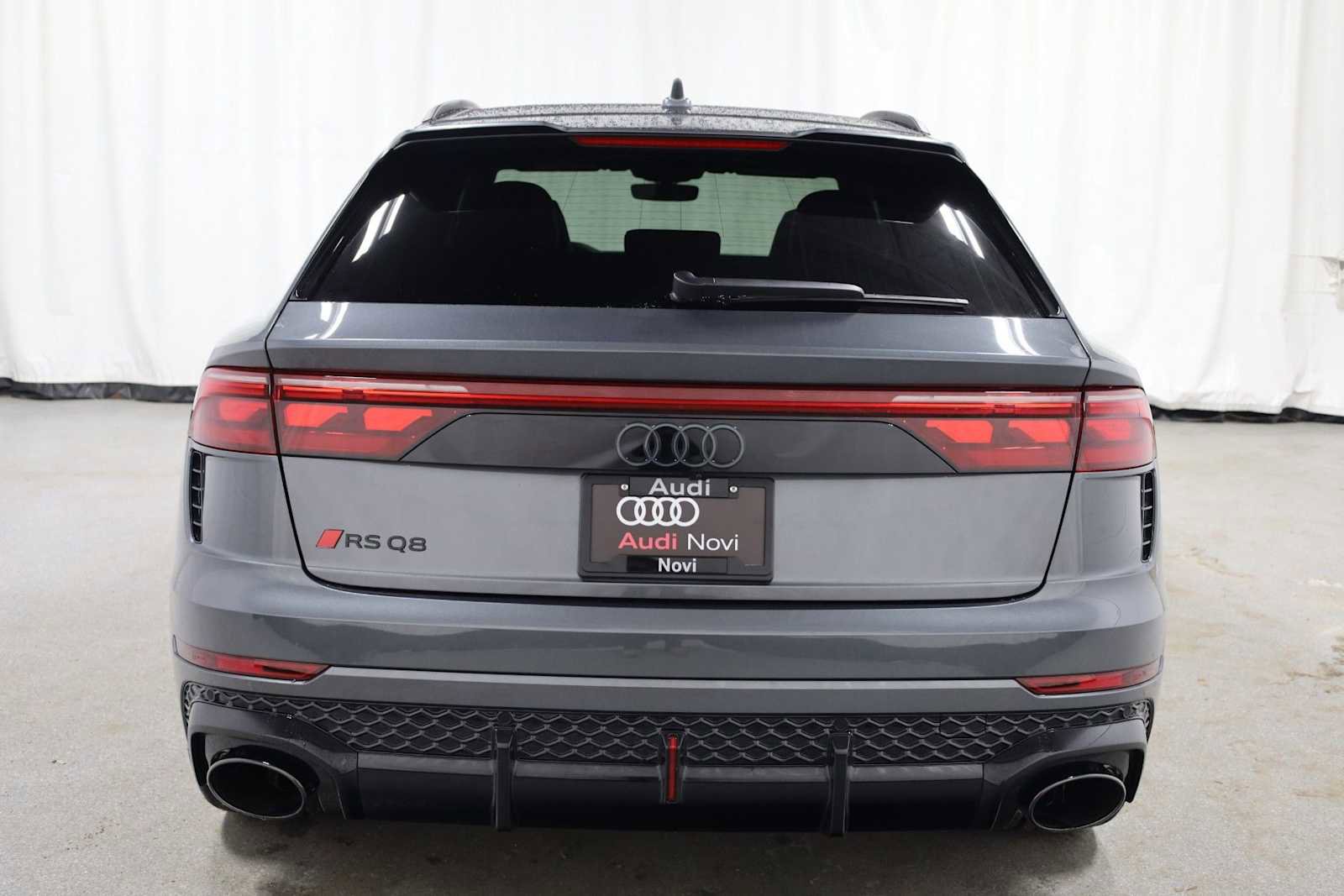 New 2026 Audi RS Q8 performance image 7