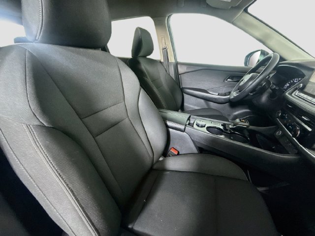 Used 2023 Nissan Rogue S AWD/4WD image 28