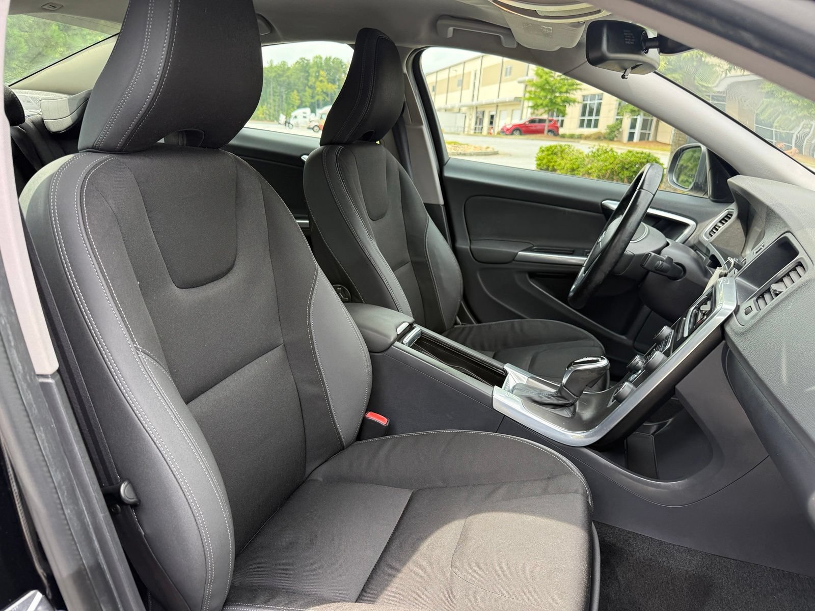 Used 2014 Volvo S60 T5 FWD image 36