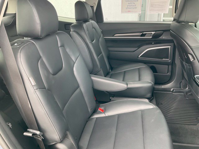Used 2025 Kia Telluride S AWD/4WD image 22