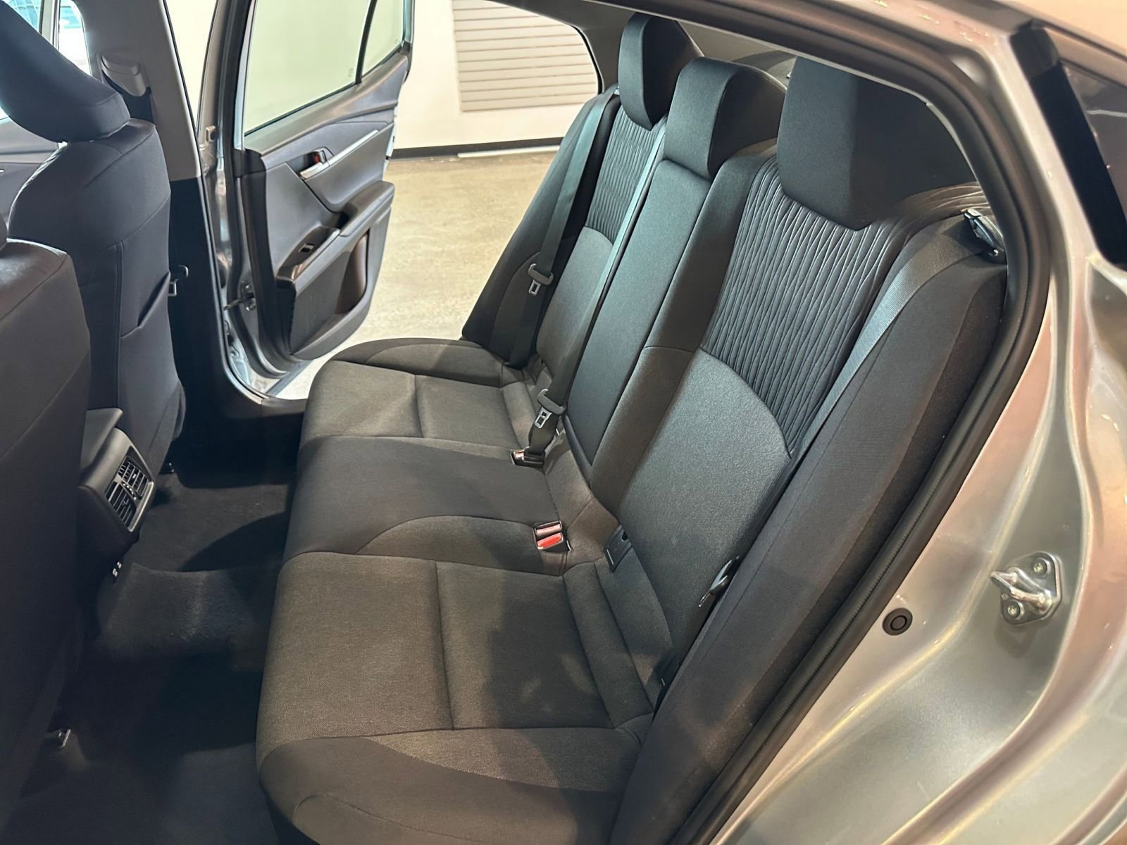 Used 2025 Toyota Camry LE FWD image 39