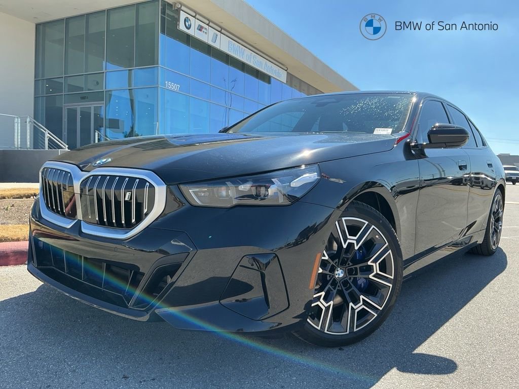 New 2026 BMW i5 eDrive40 w/ M Sport Package