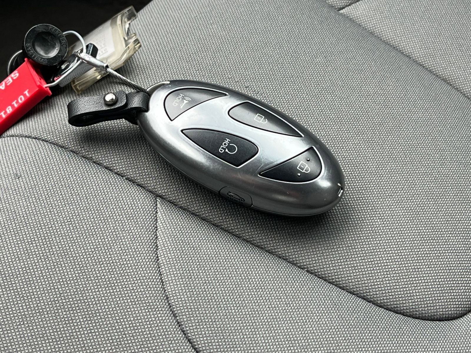 Used 2025 Hyundai Elantra SEL image 21