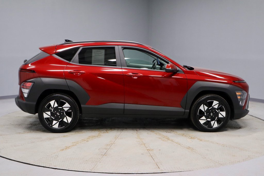 Certified 2025 Hyundai Kona SEL image 5