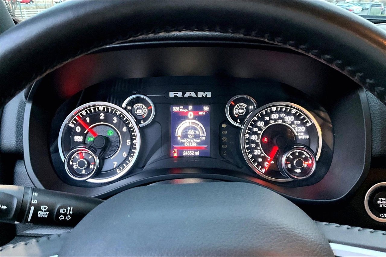 Certified 2024 RAM 1500 Big Horn w/ Trailer Tow Group image 10