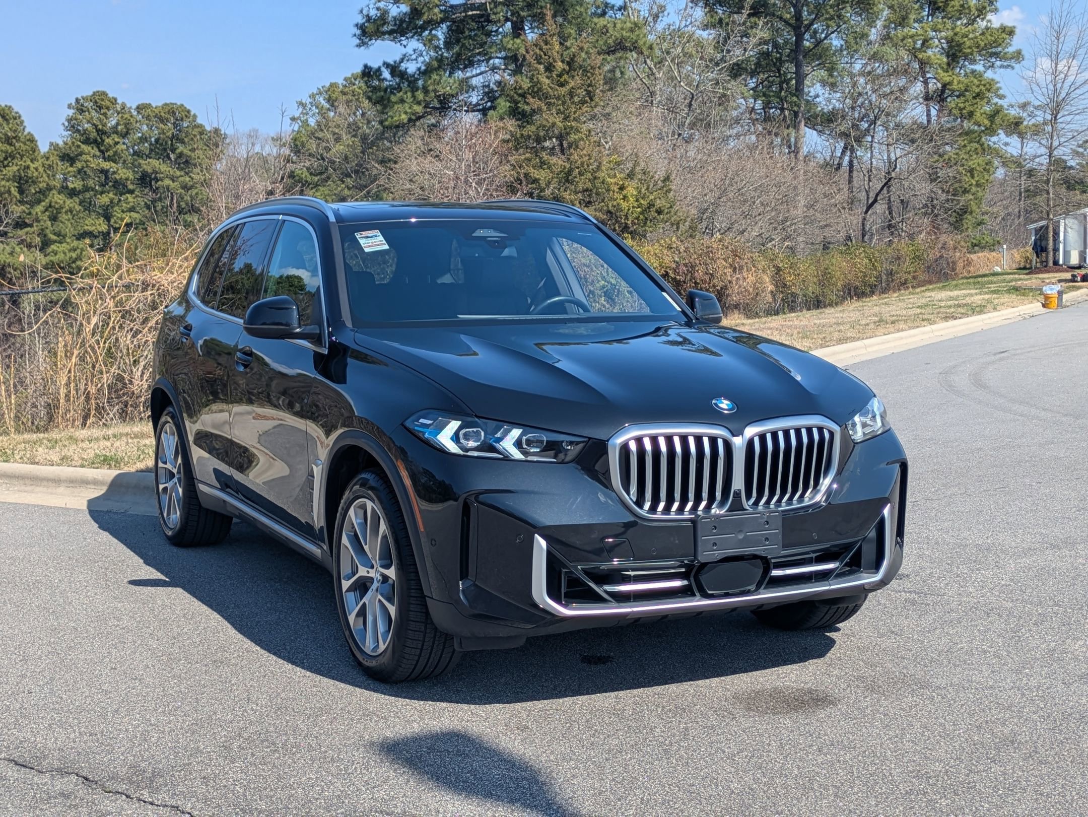 Used 2024 BMW X5 xDrive40i w/ Premium Package image 3