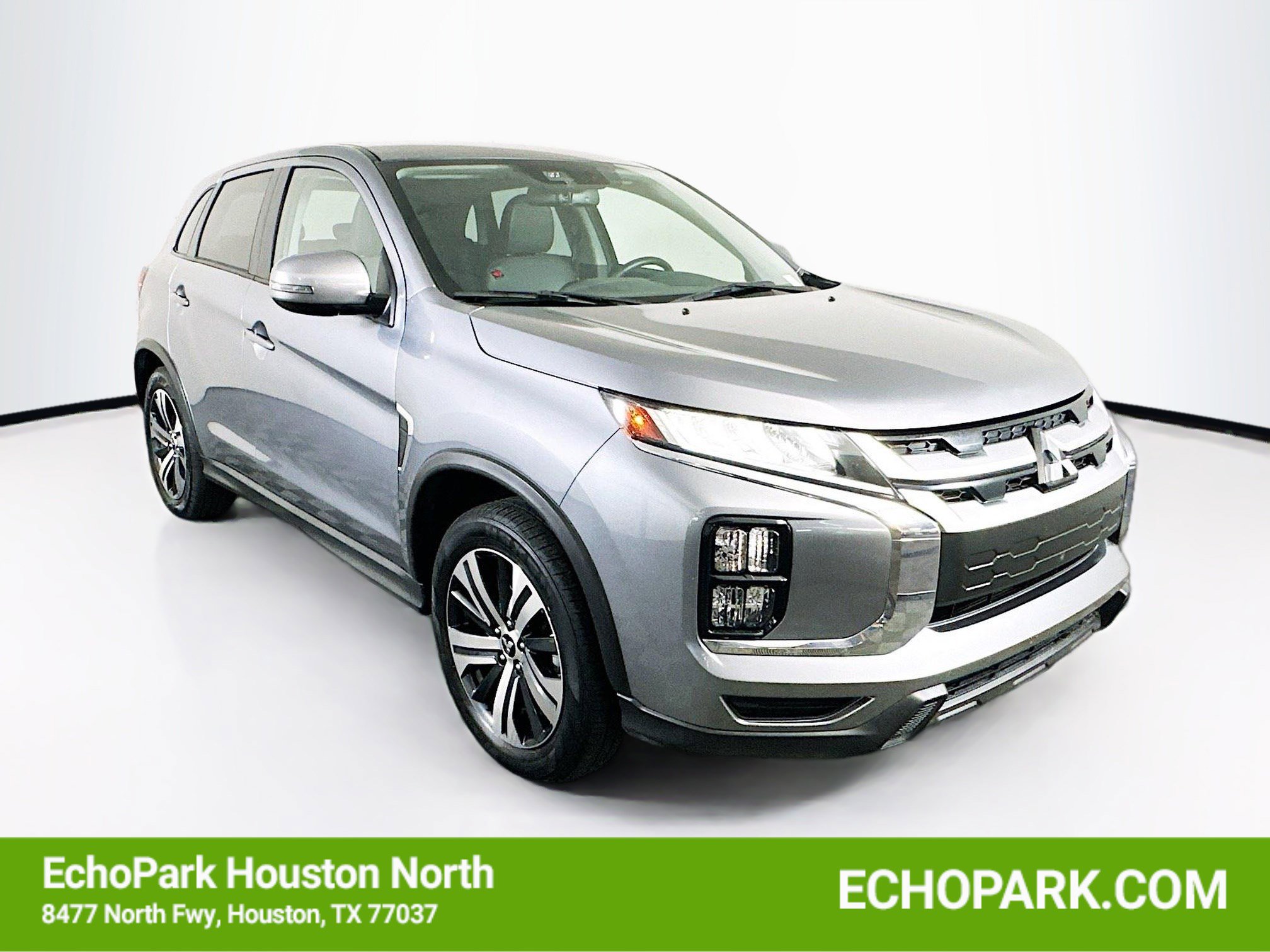 Used 2025 Mitsubishi Outlander Sport SE image 1