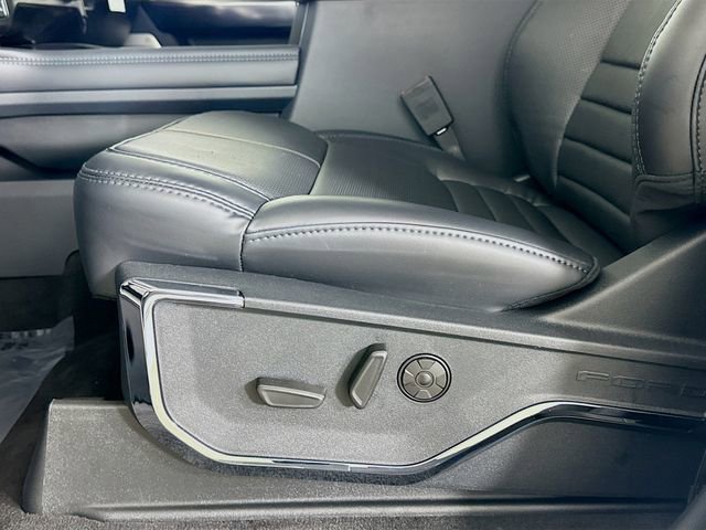 New 2026 Ford F450 Platinum w/ FX4 Off-Road Package image 20