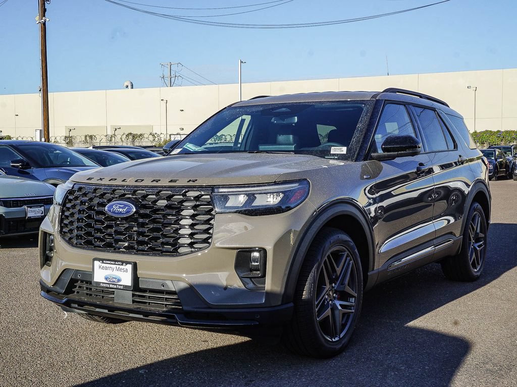 New 2026 Ford Explorer ST-Line w/ ST-Line Street Pack RWD image 3