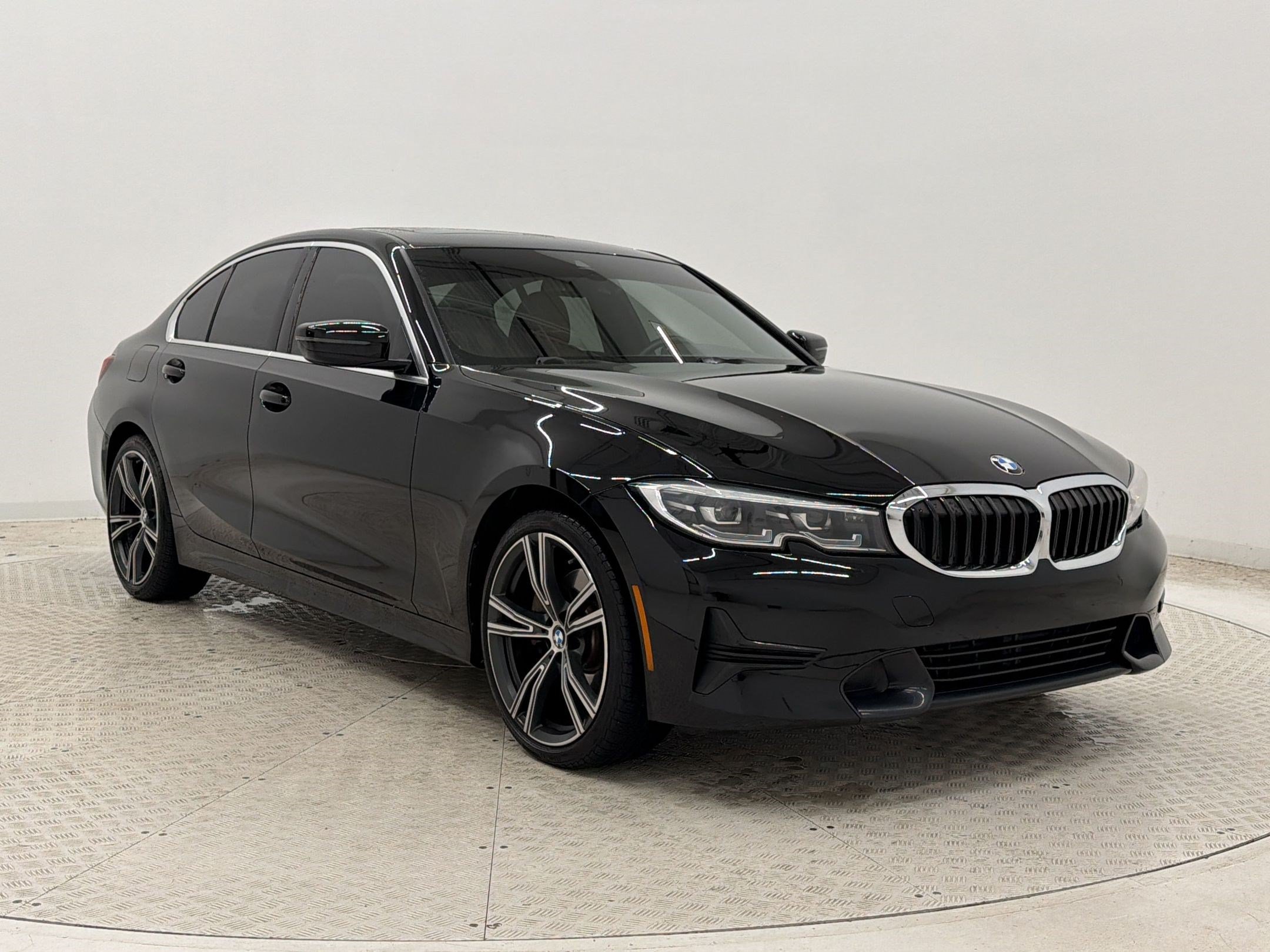 Used 2022 BMW 330i Sedan w/ Convenience Package RWD image 7