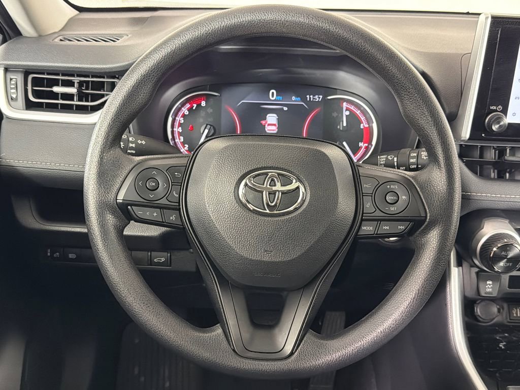 Used 2025 Toyota RAV4 XLE w/ Convenience Package image 25