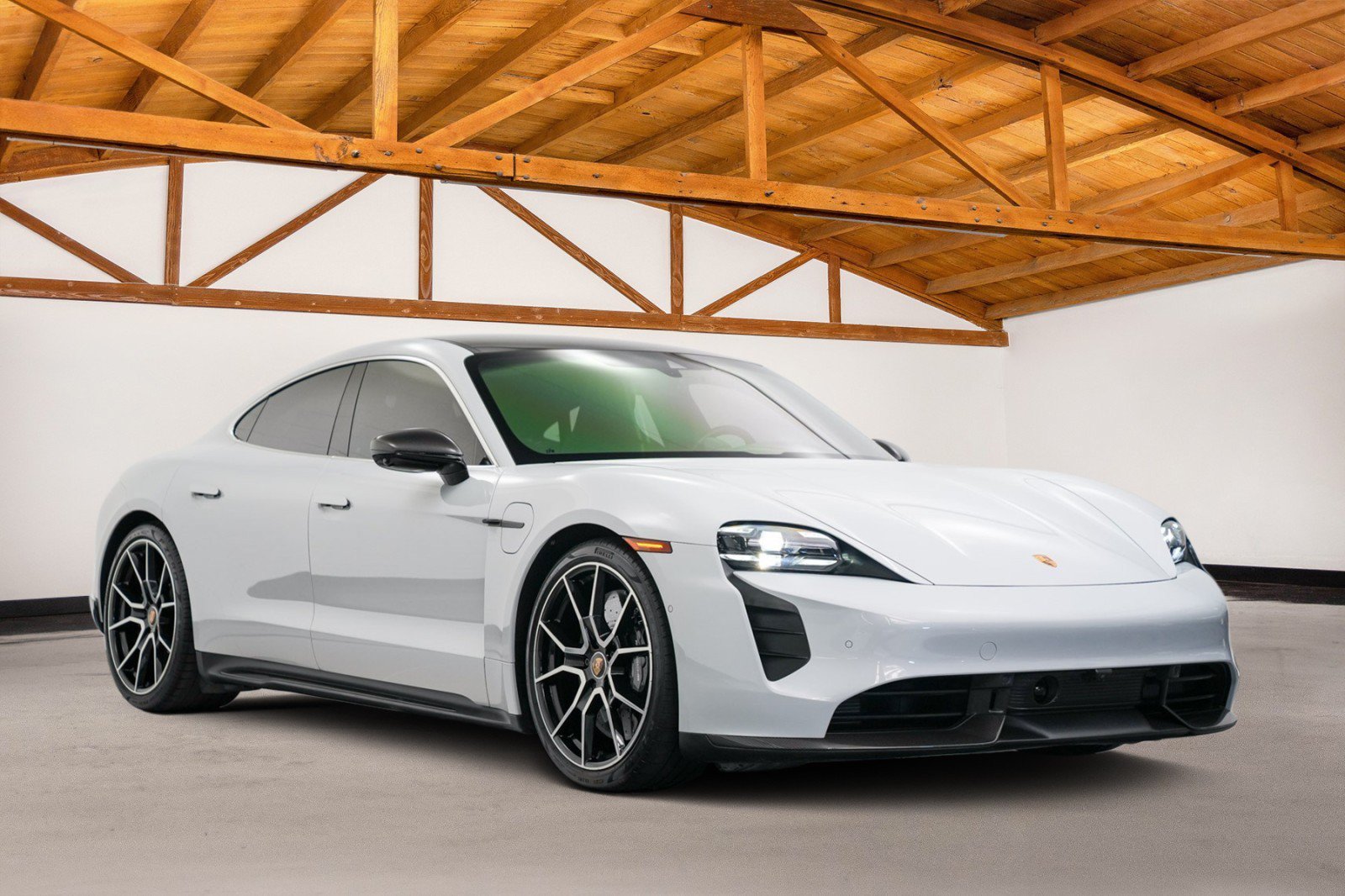 Used 2022 Porsche Taycan Turbo S AWD/4WD image 7