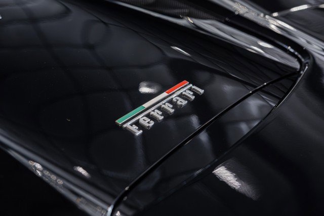 Used 2018 Ferrari 488 Spider RWD image 19