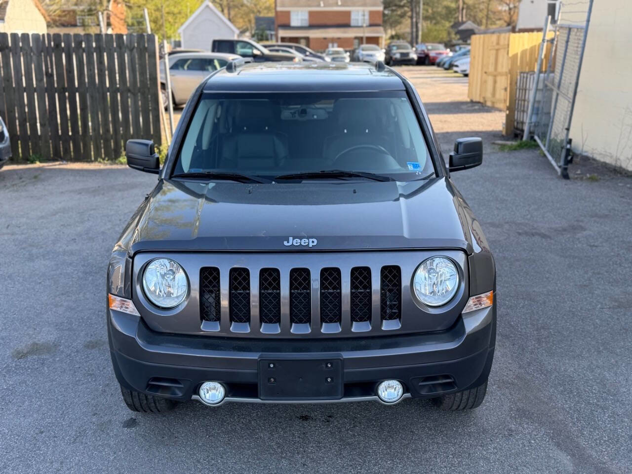 Used 2016 Jeep Patriot High Altitude image 4