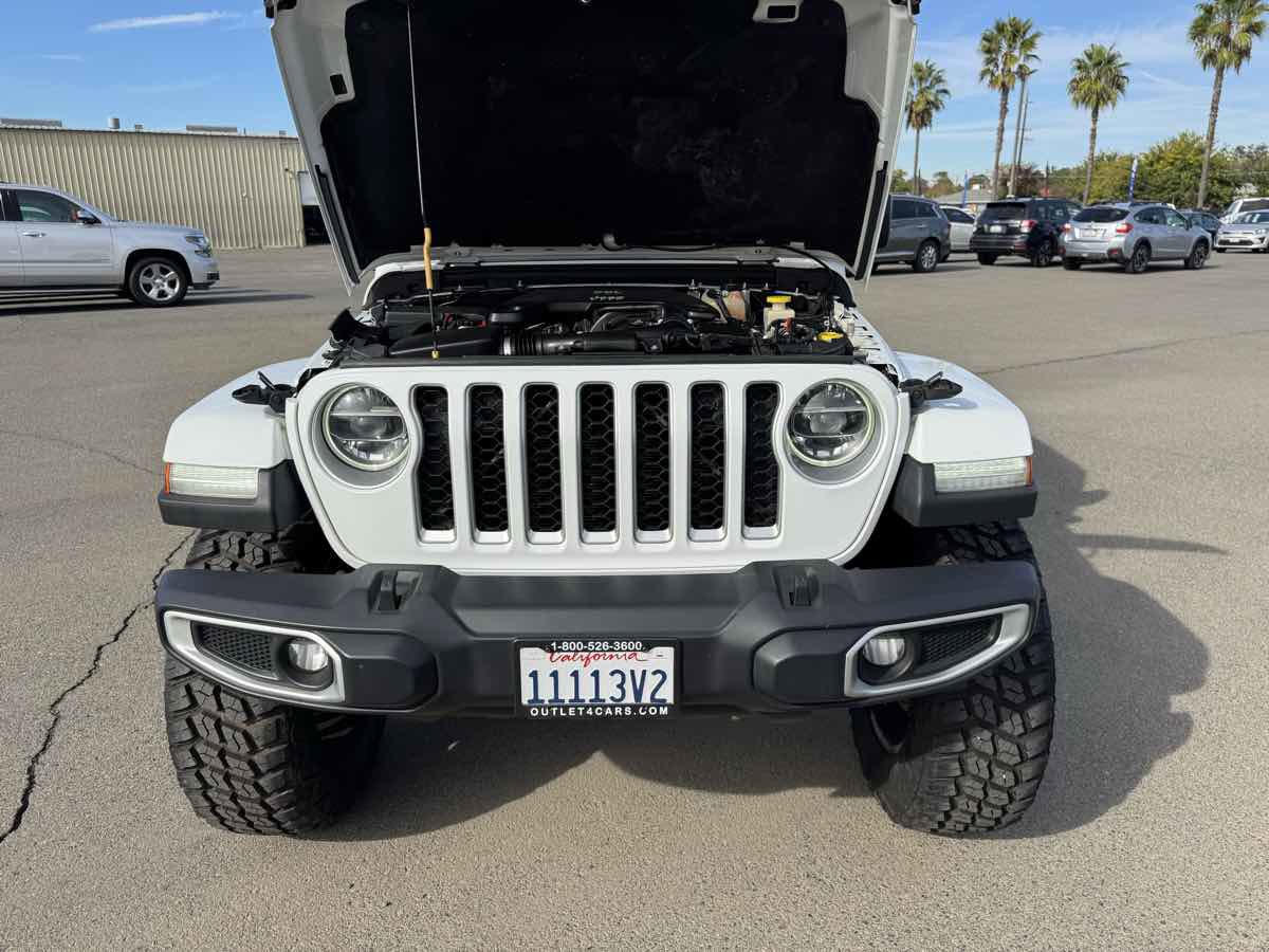 Used 2020 Jeep Gladiator Overland image 41