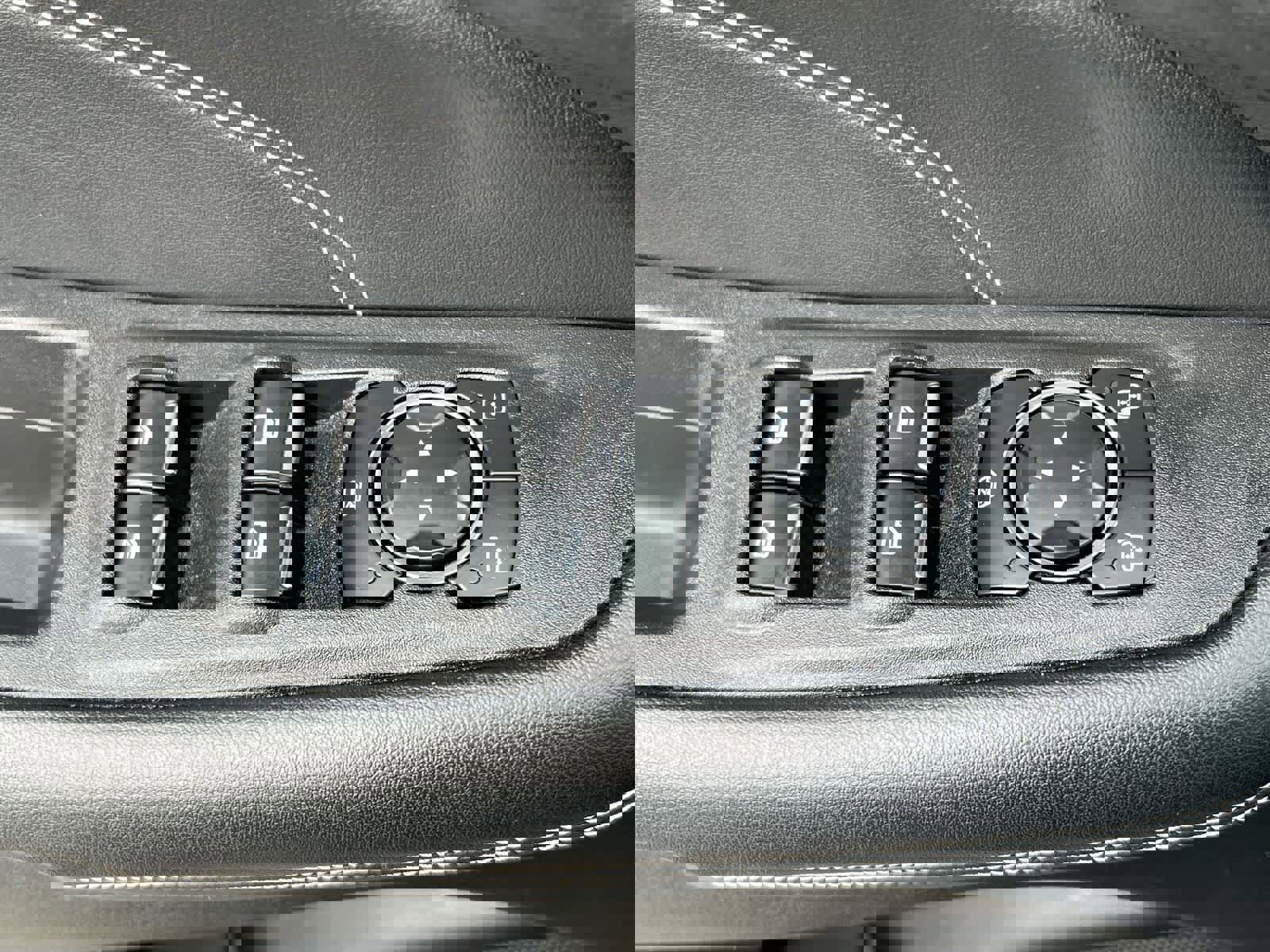 Used 2024 Ford Edge Titanium w/ Equipment Group 301A AWD/4WD image 16