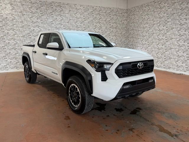 Used 2024 Toyota Tacoma TRD Off-Road AWD/4WD image 1