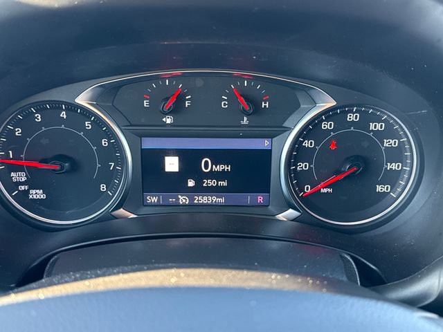 Used 2024 GMC Terrain SLE w/ Driver Convenience Package image 31