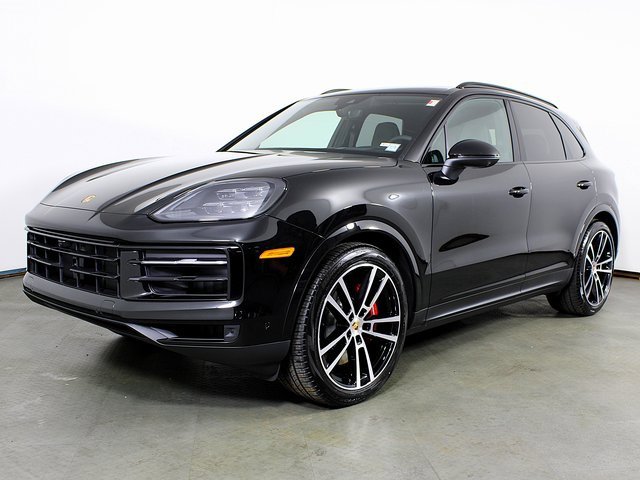 New 2025 Porsche Cayenne S image 1