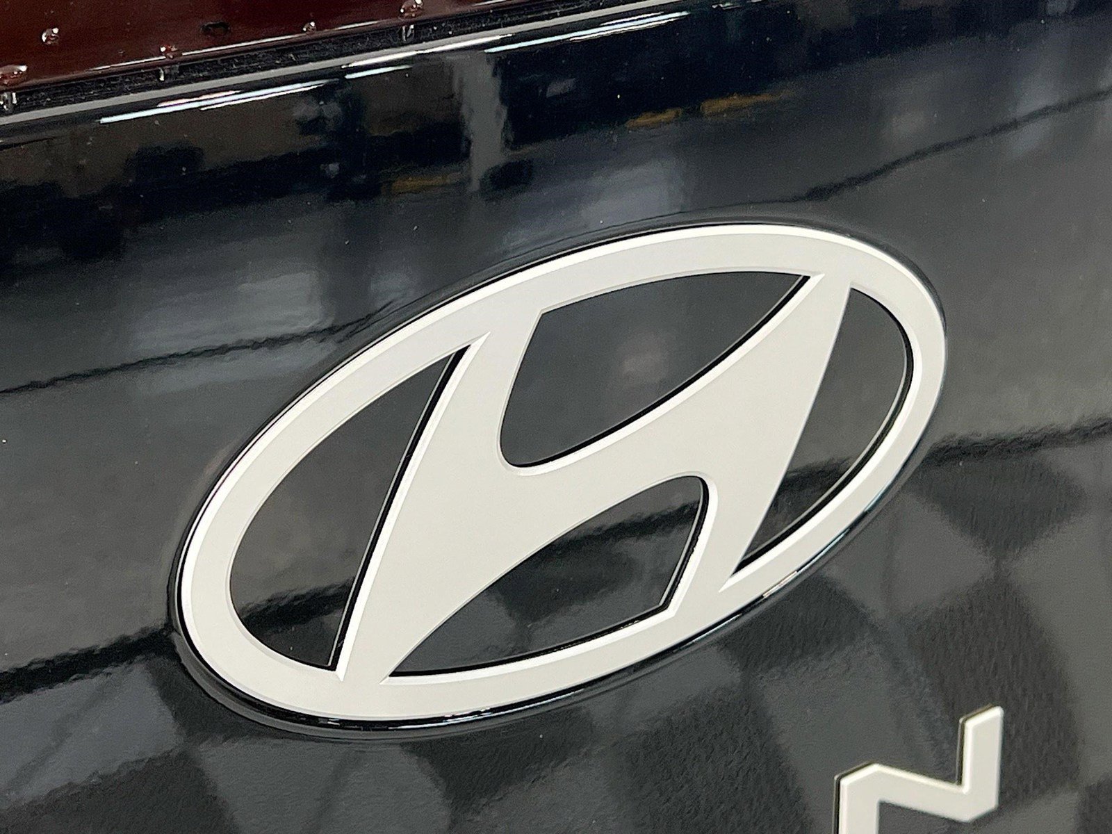 New 2025 Hyundai Kona SEL AWD/4WD image 32