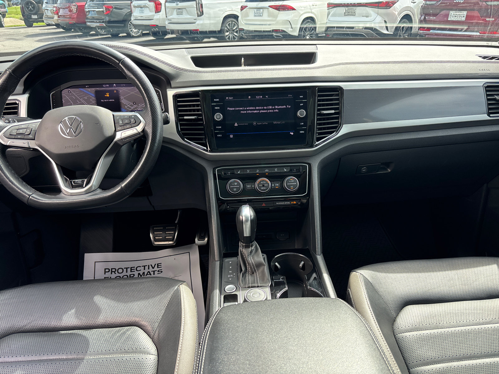 Used 2022 Volkswagen Atlas SEL Premium AWD/4WD image 28