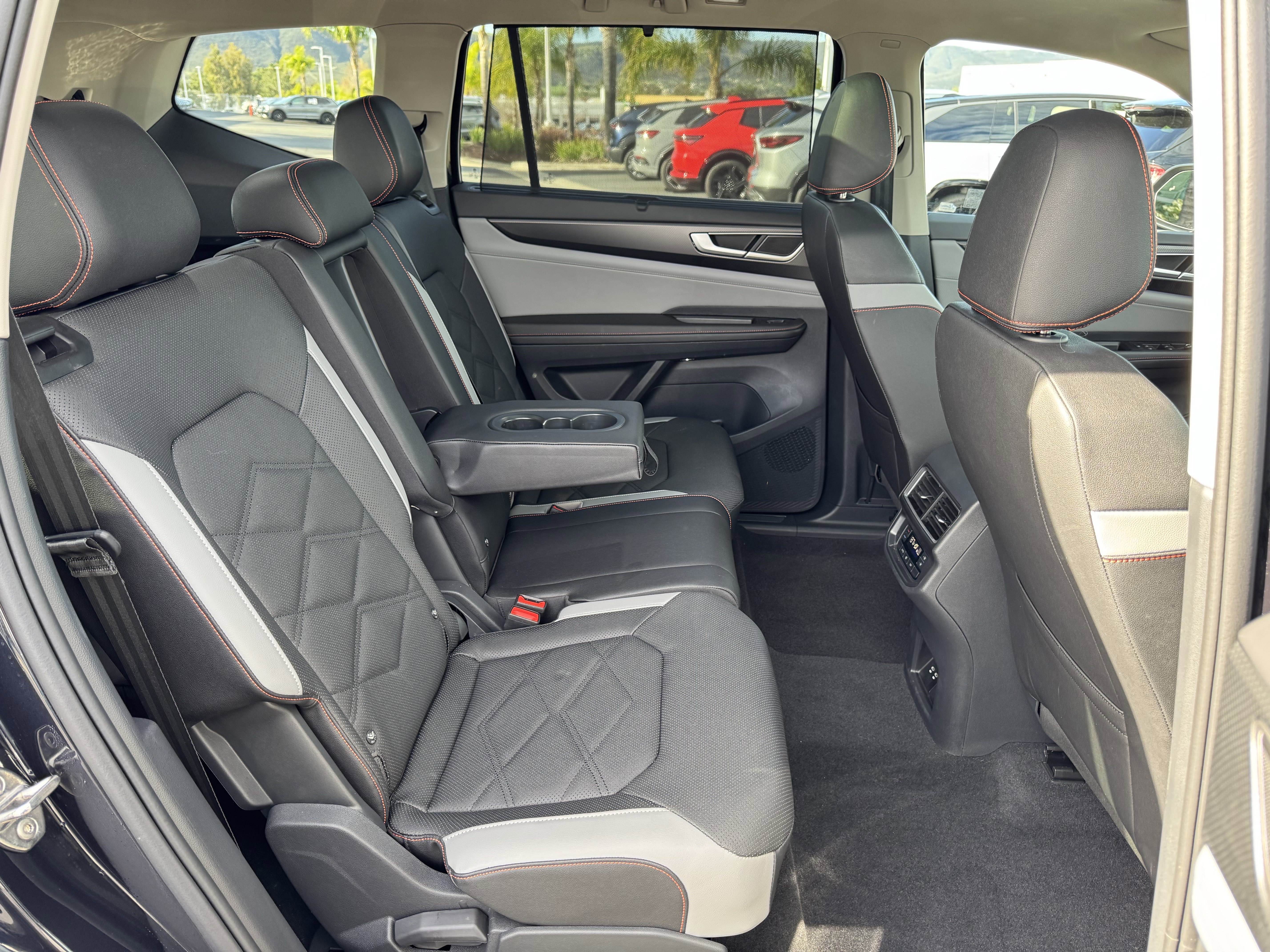 Certified 2025 Volkswagen Atlas Peak Edition SE image 38