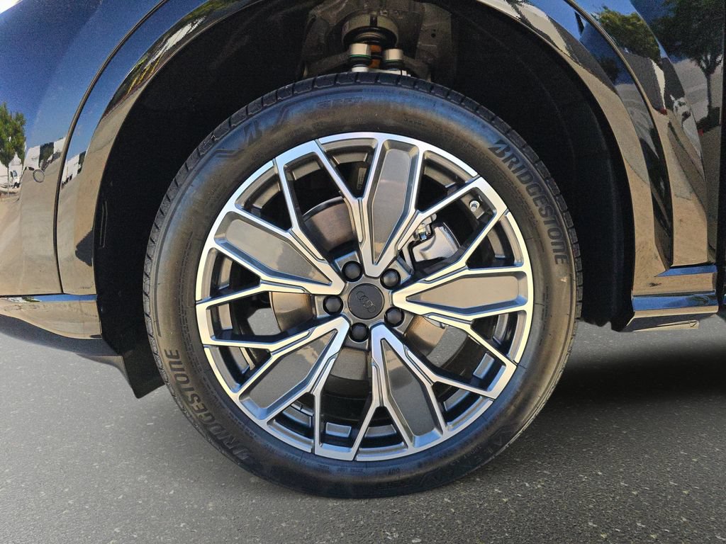New 2026 Audi Q5 Premium Plus AWD/4WD image 33
