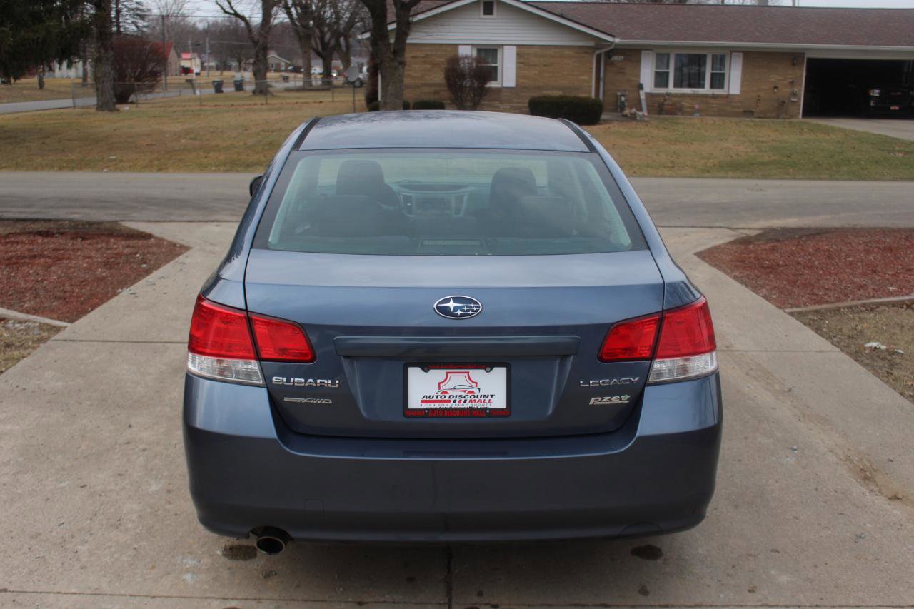 Used 2013 Subaru Legacy 2.5i Premium image 9