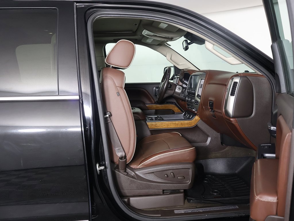 Used 2016 Chevrolet Silverado 1500 High Country w/ High Country Premium Package image 31