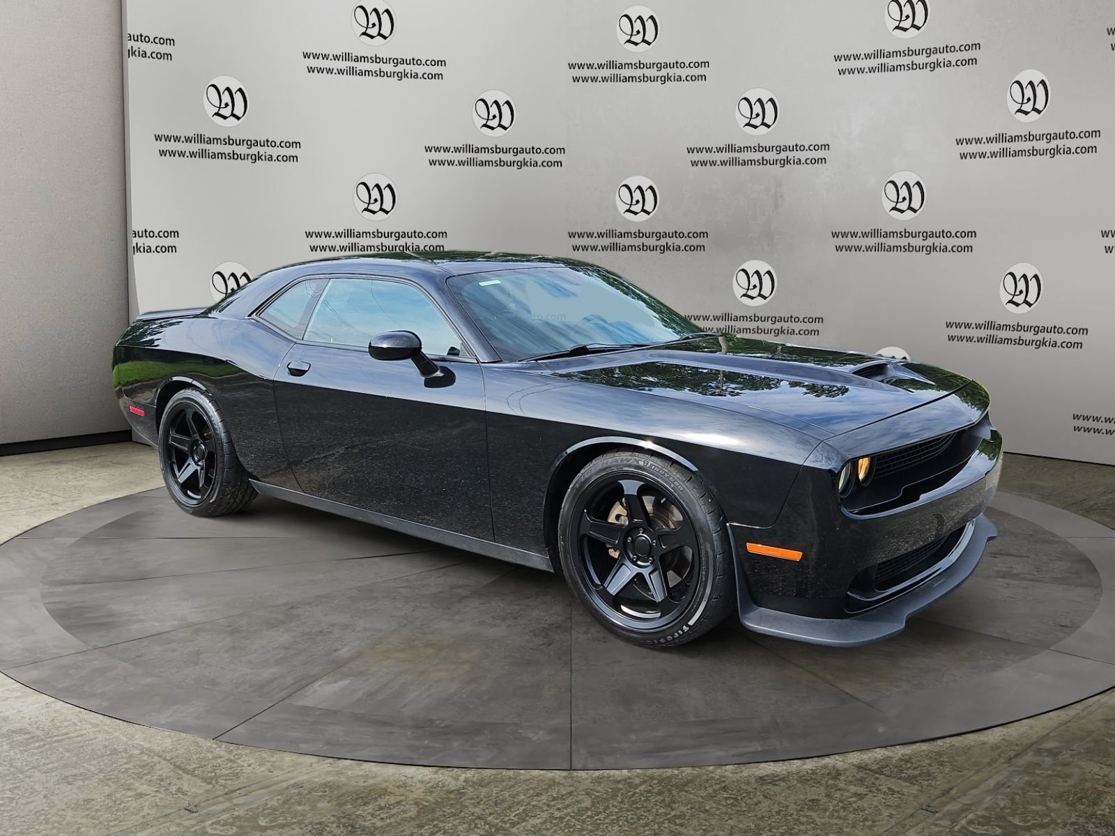 Used 2021 Dodge Challenger R/T RWD image 7