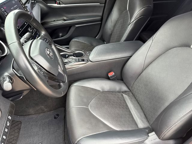 Used 2023 Toyota Camry XSE w/ Navigation Package image 19