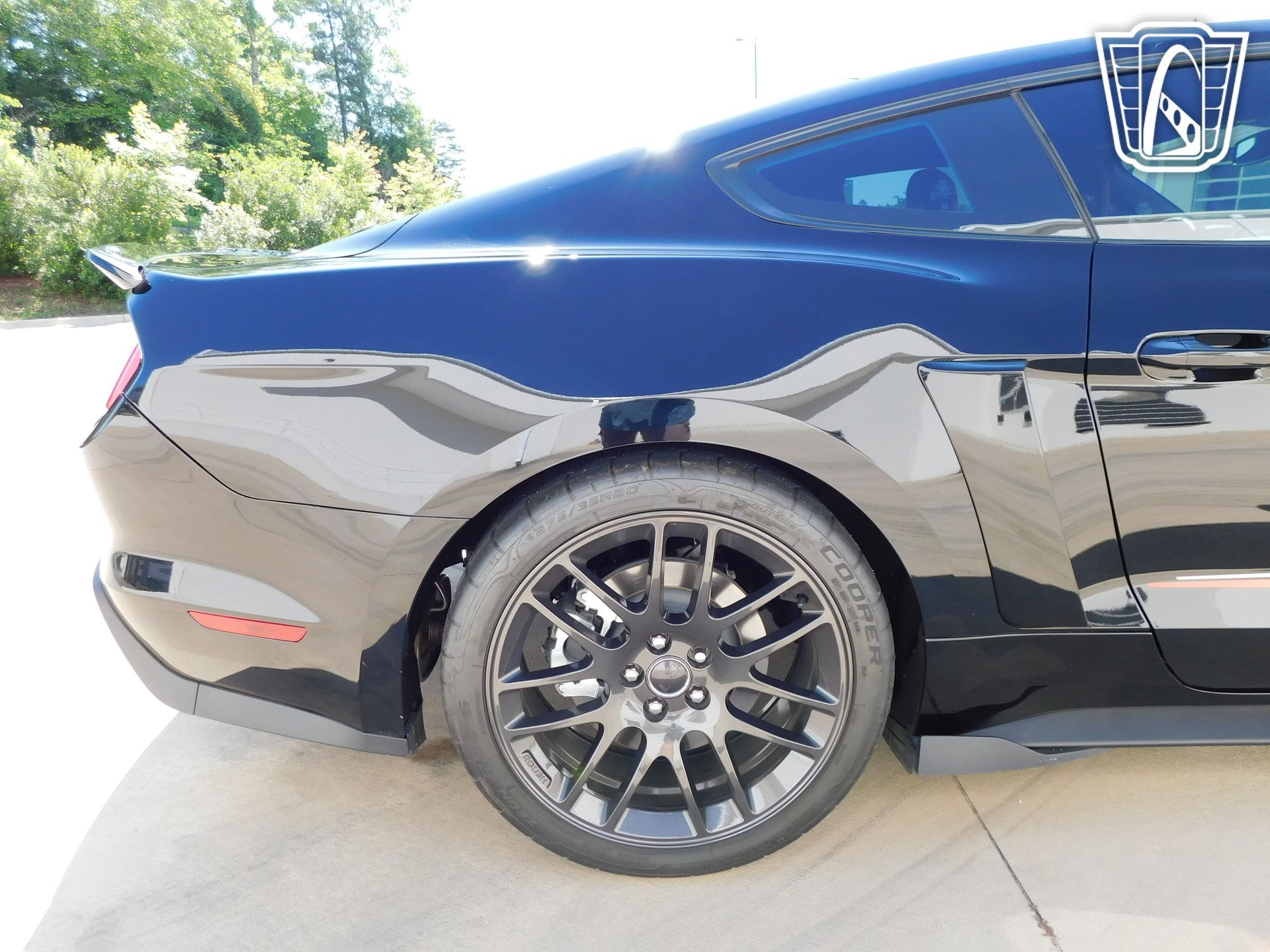 Used 2017 Ford Mustang GT Premium image 28