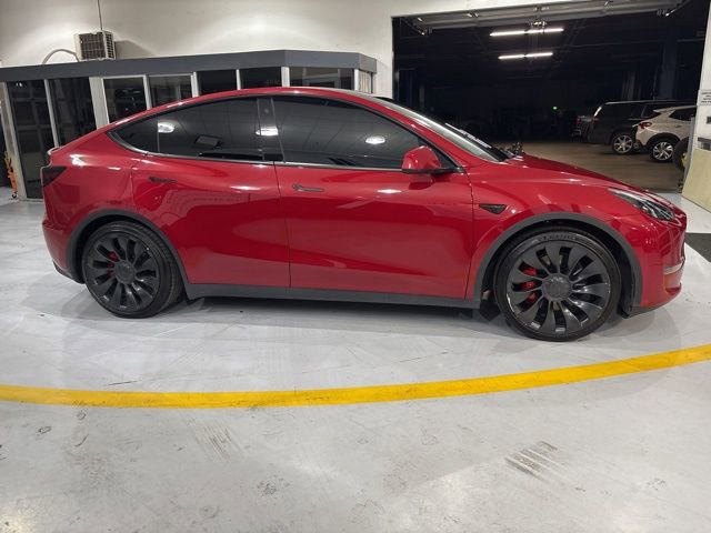 Used 2022 Tesla Model Y Performance image 7
