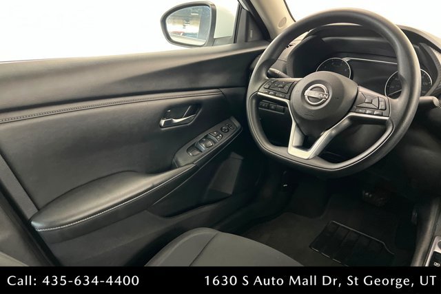 Used 2024 Nissan Sentra SV FWD image 11
