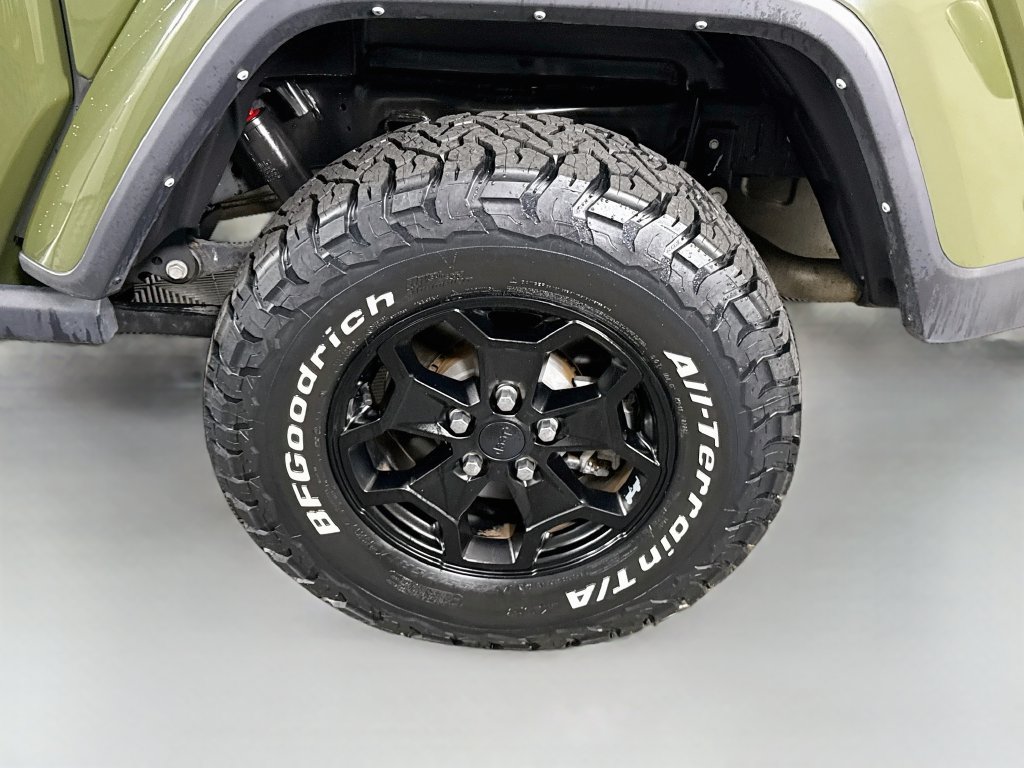 Used 2022 Jeep Gladiator Sport AWD/4WD image 35