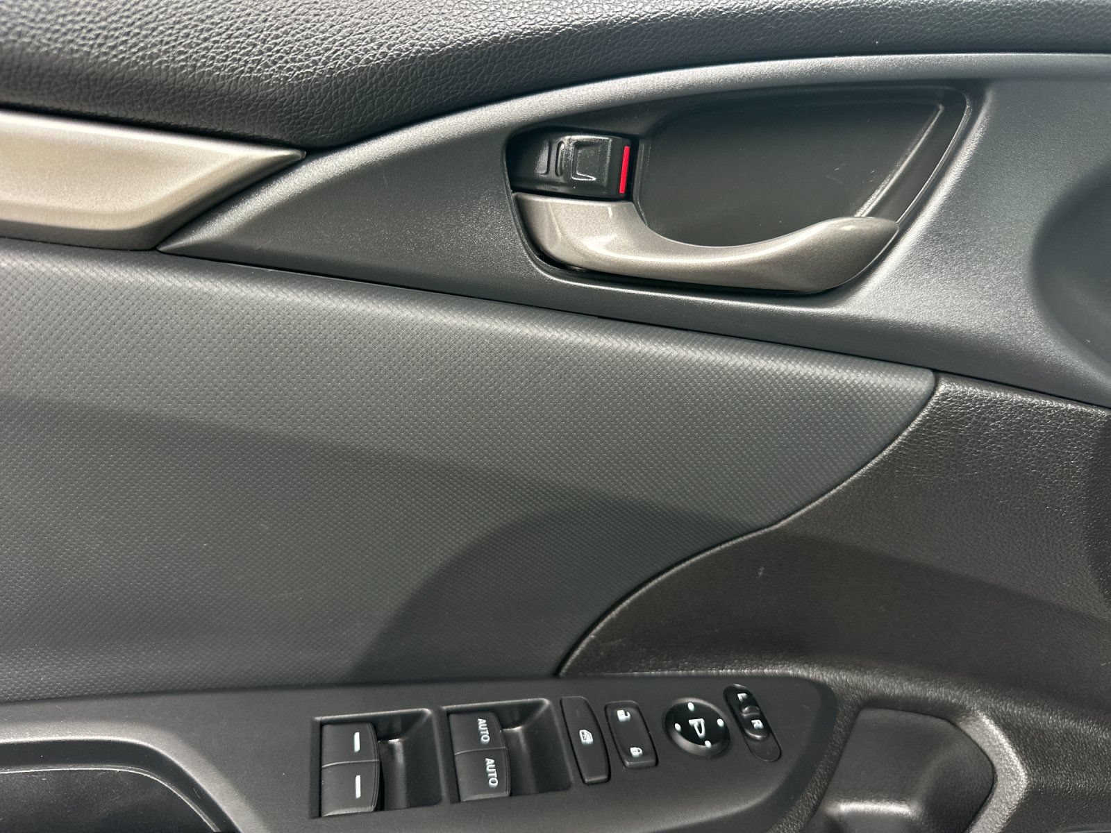 Used 2021 Honda Civic Sport image 10