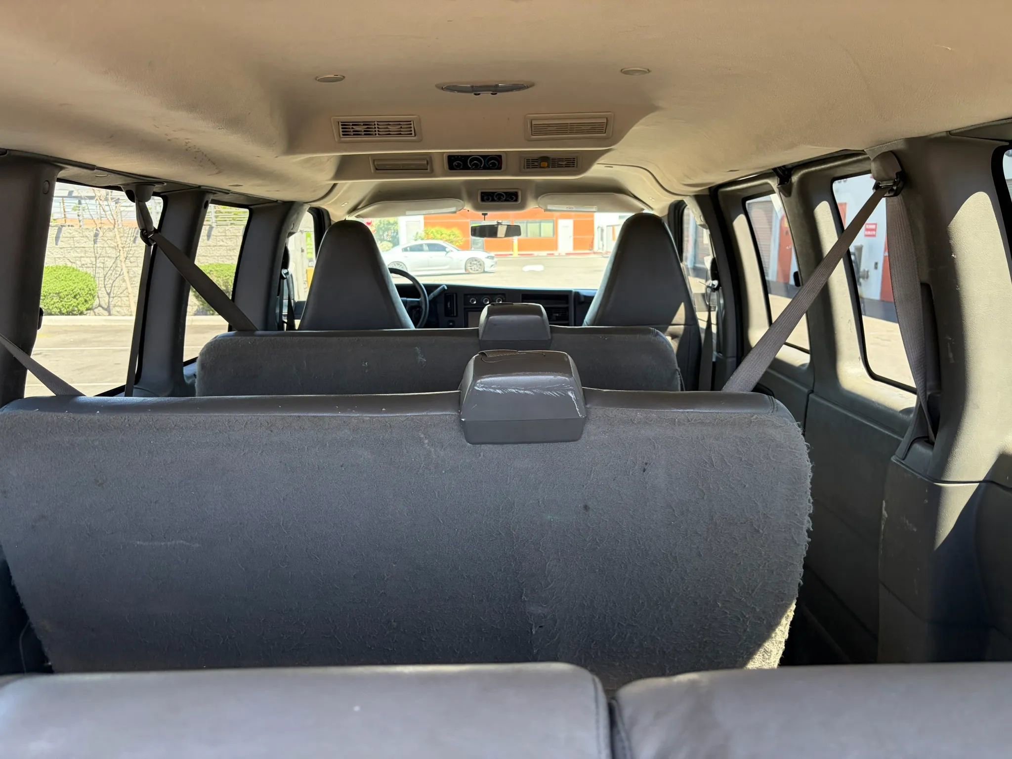 Used 2016 Chevrolet Express 2500 LS RWD image 10