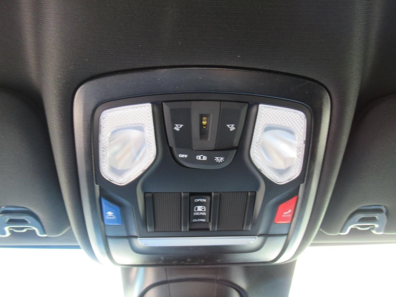 New 2026 RAM 3500 Big Horn AWD/4WD image 29