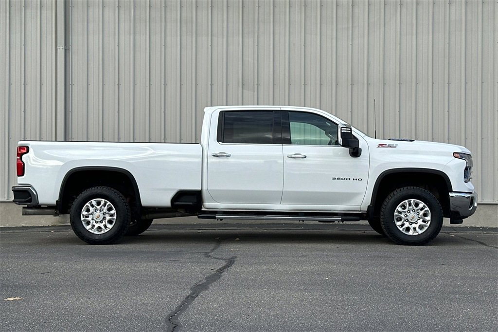 Used 2024 Chevrolet Silverado 3500 LTZ w/ LTZ Convenience Package image 4