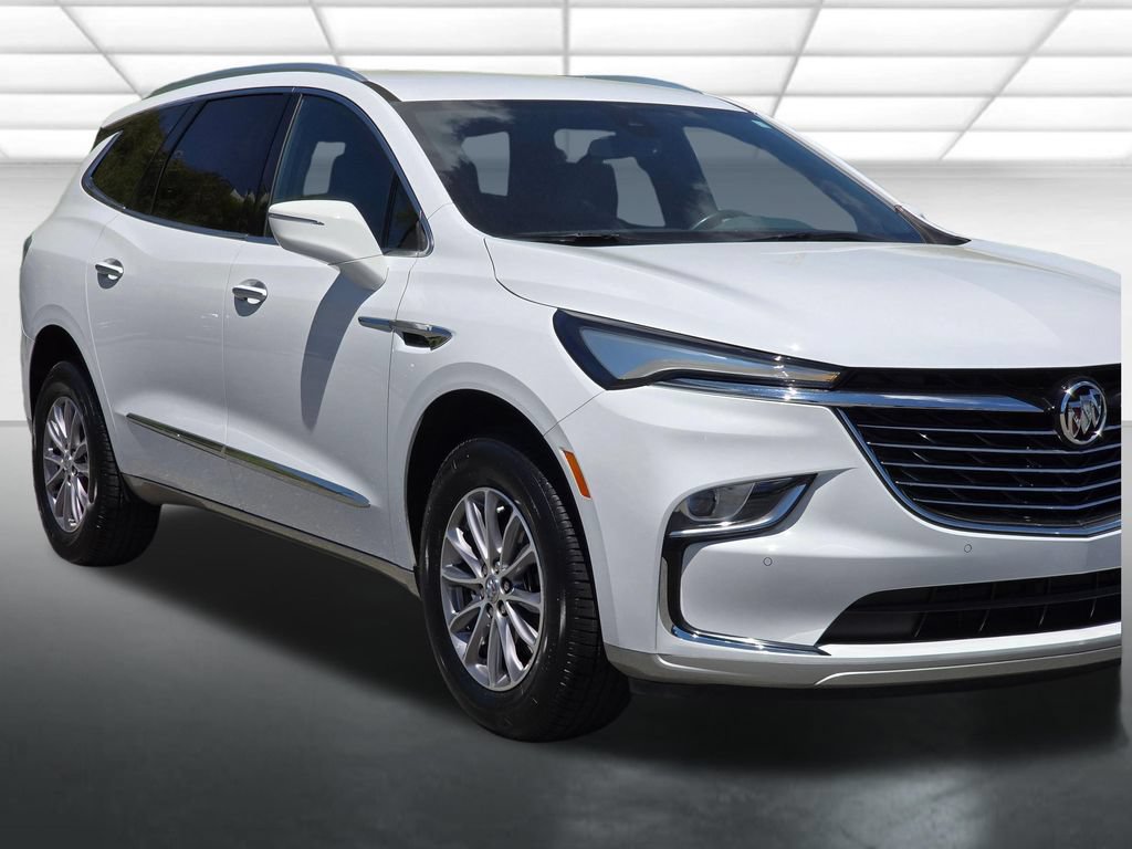 Certified 2023 Buick Enclave Essence FWD image 47