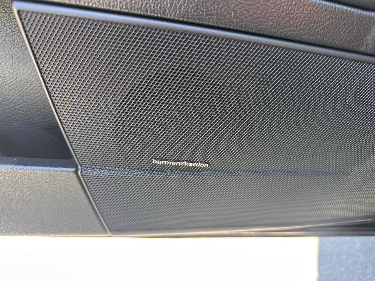 Used 2012 Mercedes-Benz S 550 image 32